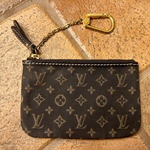 Louis Vuitton Brown Key and Card Holder with Iconic Monogram Pattern